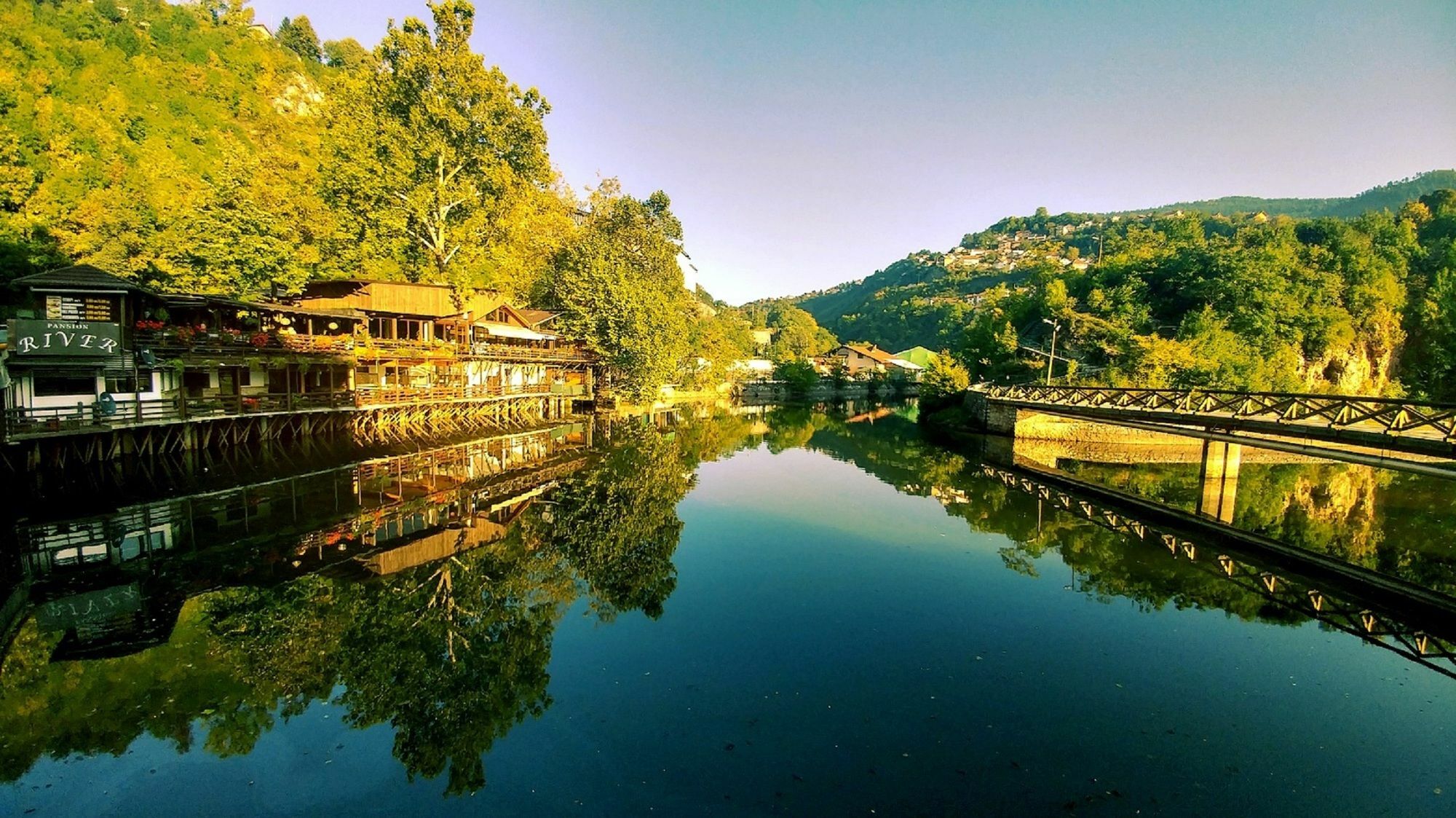 Pansion River Szarajevó Kültér fotó